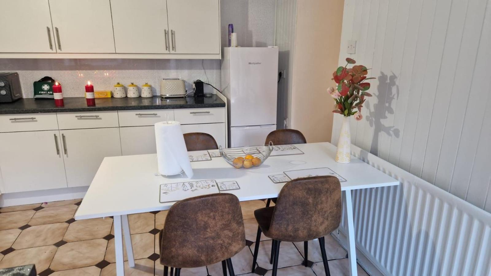 Amani Bungalow Brandon  Ngoại thất bức ảnh